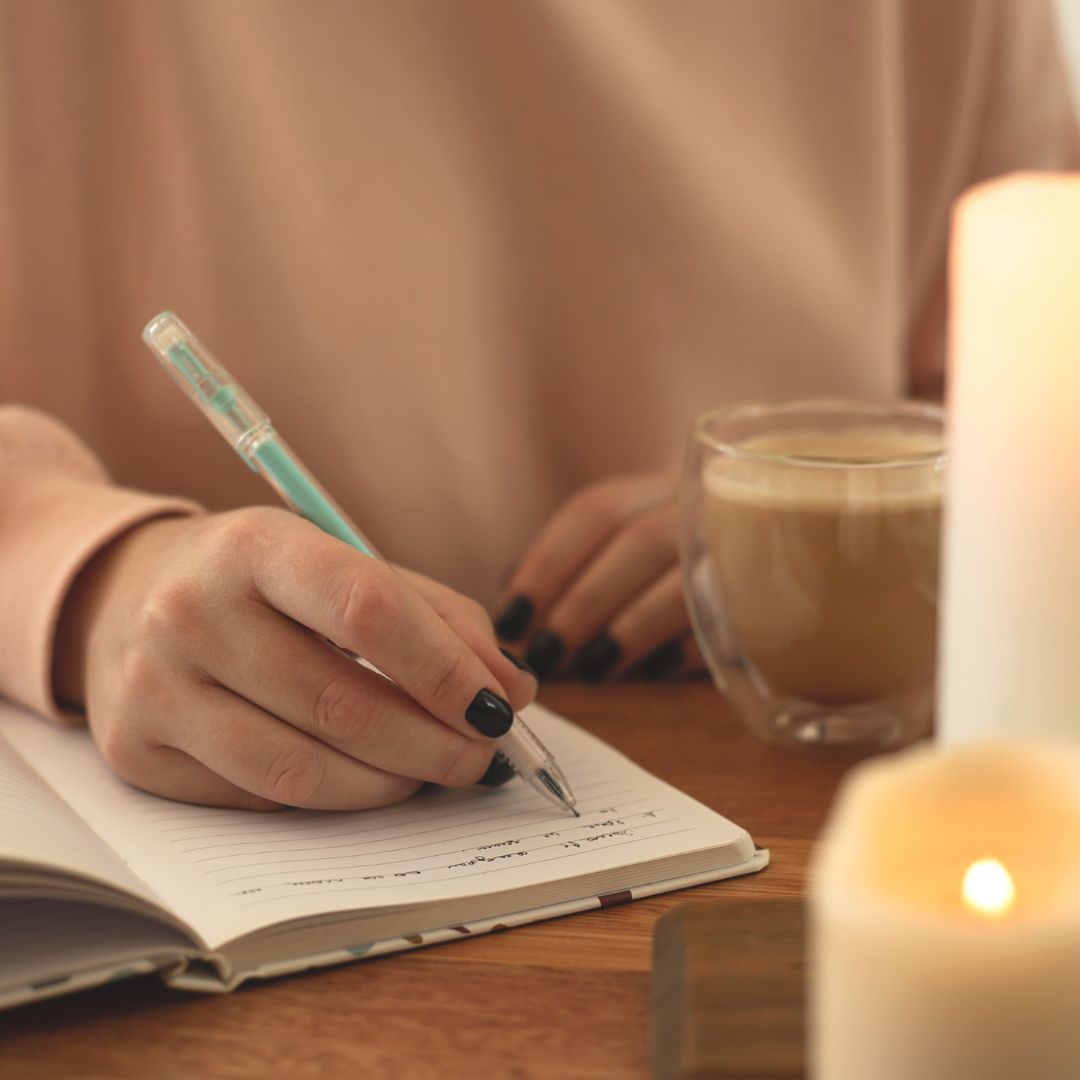 Journaling for Moms: How to Finally Make It a Habit When You Have No Time and No Energy